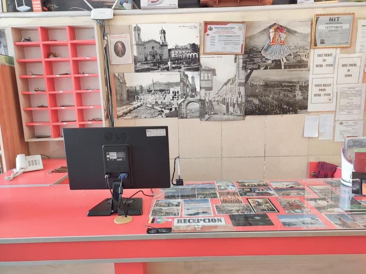 Hostal La Realeza Potosí Екстериор снимка
